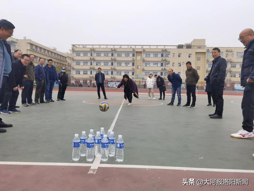 学校庆祝三八妇女节活动美篇,致敬最美的你女神节