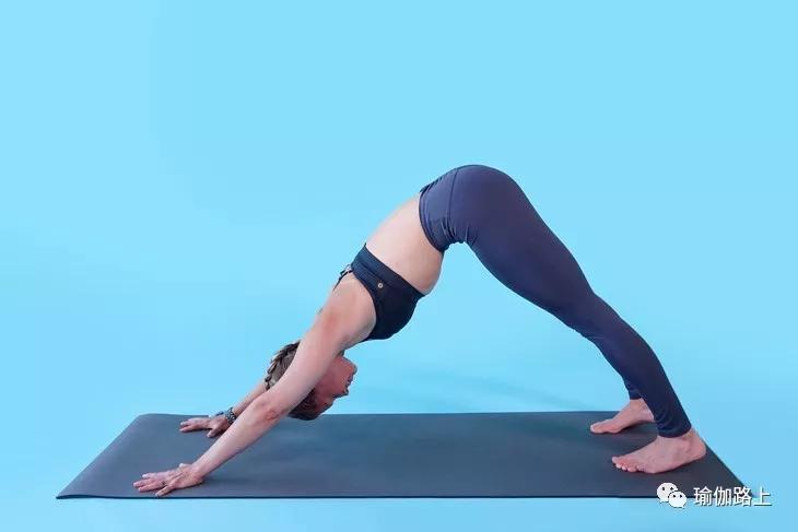 含胸驼背彻底纠正瑜伽体式,帮助孩子改善含胸驼背瑜伽