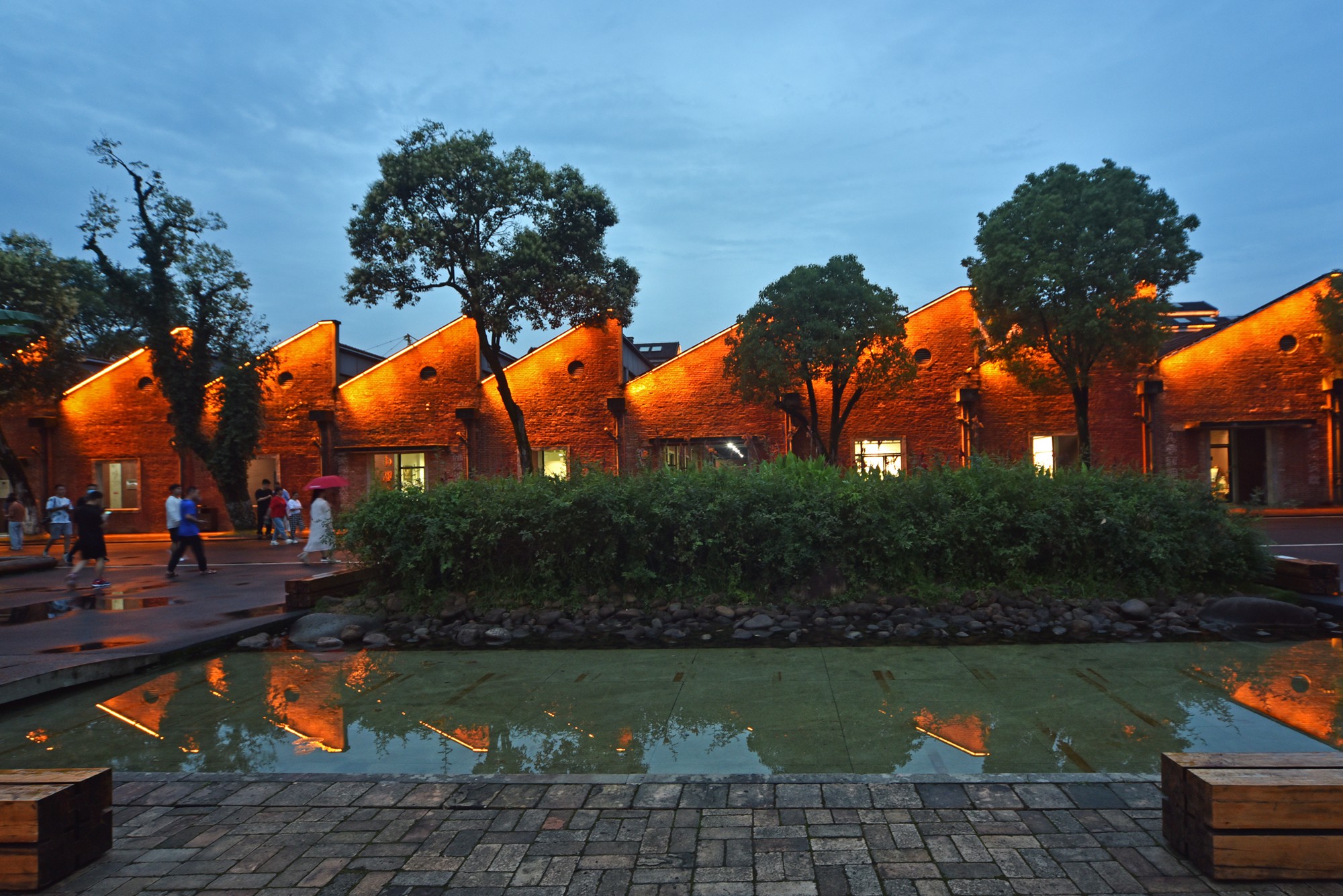 景德镇近代瓷器发展,千年瓷都景德镇有哪些瓷器