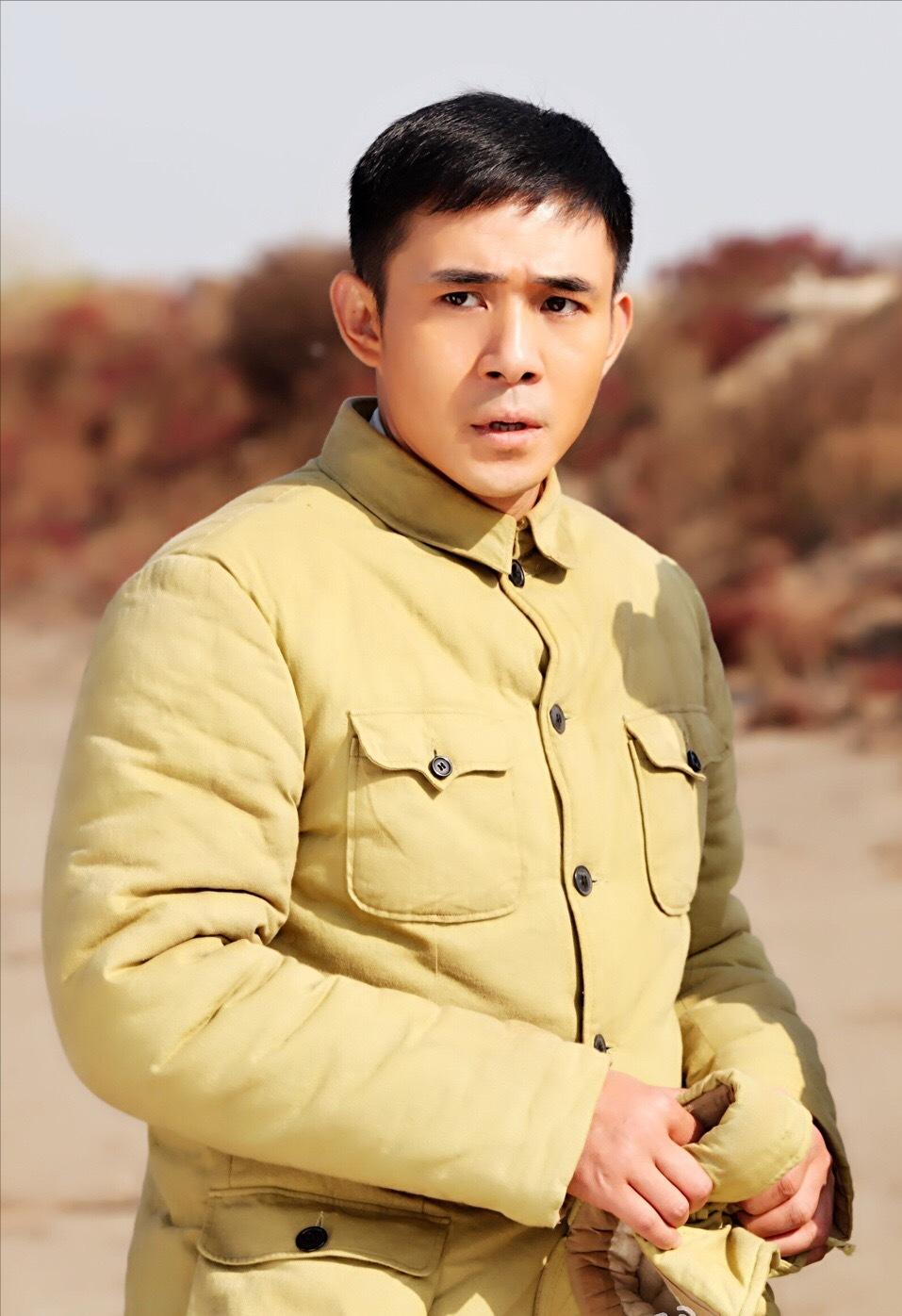 武汉比较出名的男演员,武汉走出去的五位明星