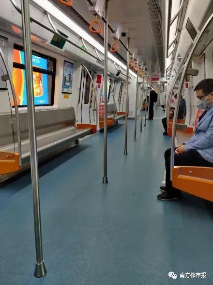 深圳复工第一天地铁站图,复工第一天的地铁