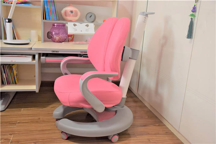 爱果乐学习桌椅调整方法视频,爱果乐儿童学习桌椅怎么搭配