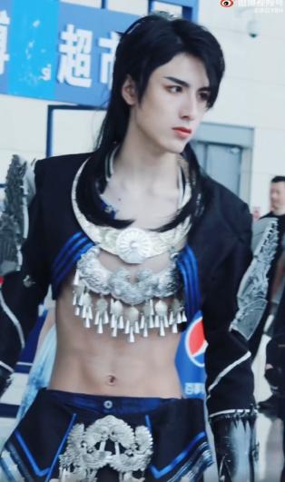 天刀手游五毒vs从龙,剑三和天刀手游