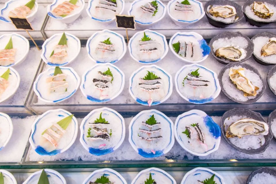 帝王蟹波龙象拔蚌,陆家嘴帝王蟹