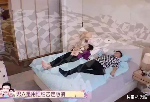 不管生几胎都可以恢复的瑜伽动作,怀孕可以做一字腿瑜伽吗