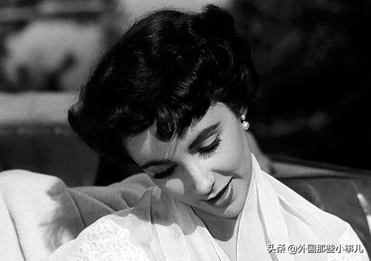 伊丽莎白·泰勒传奇一生,伊丽莎白泰勒一生八段婚姻