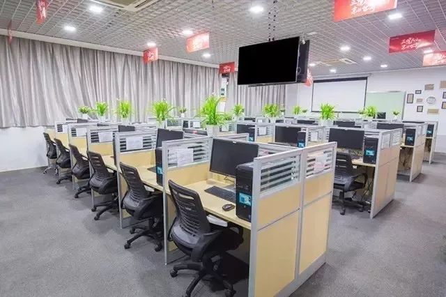 我是岭南，技工学校中的霸王“战斗机”