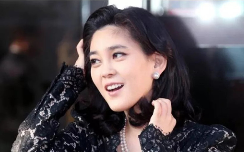 三星长公主李富真离婚财产,韩国三星长公主李富真结婚照片