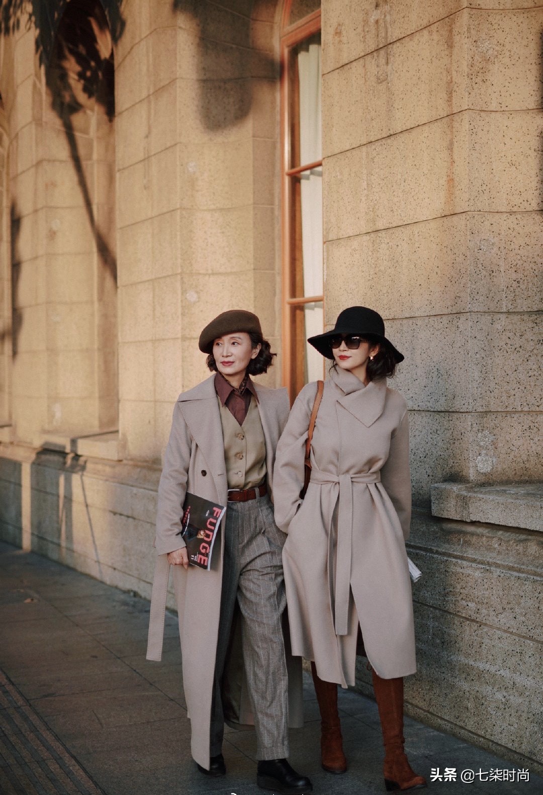 冬天不露腿怎么穿的保暖又显瘦,三木母女紫色连衣裙穿搭