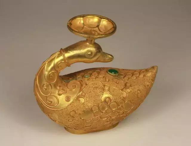 同样是黄金有什么区别呢,黄金的工艺也很美