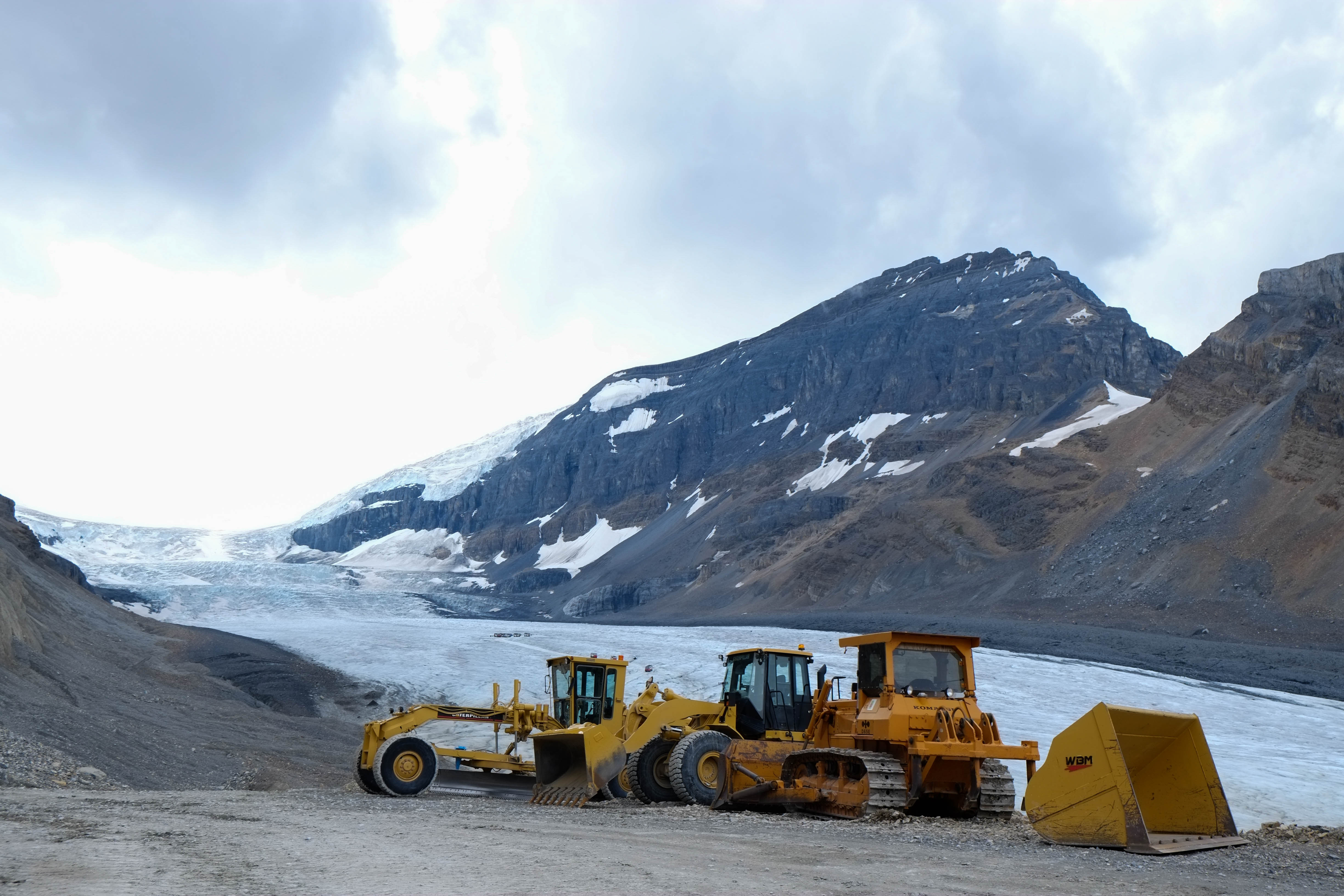 朋友圈旅游不发自拍,朋友圈的旅游和真实的旅游