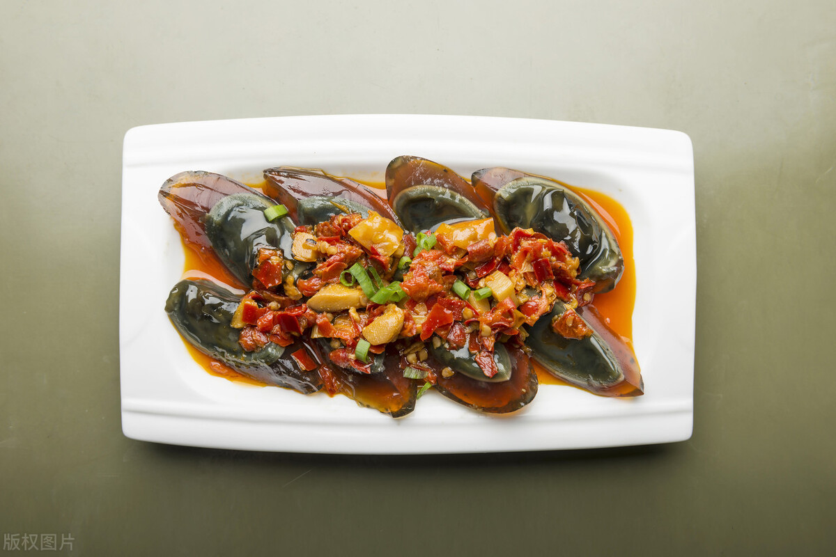 凉拌皮蛋最忌讳的调料,凉拌皮蛋的正确方法