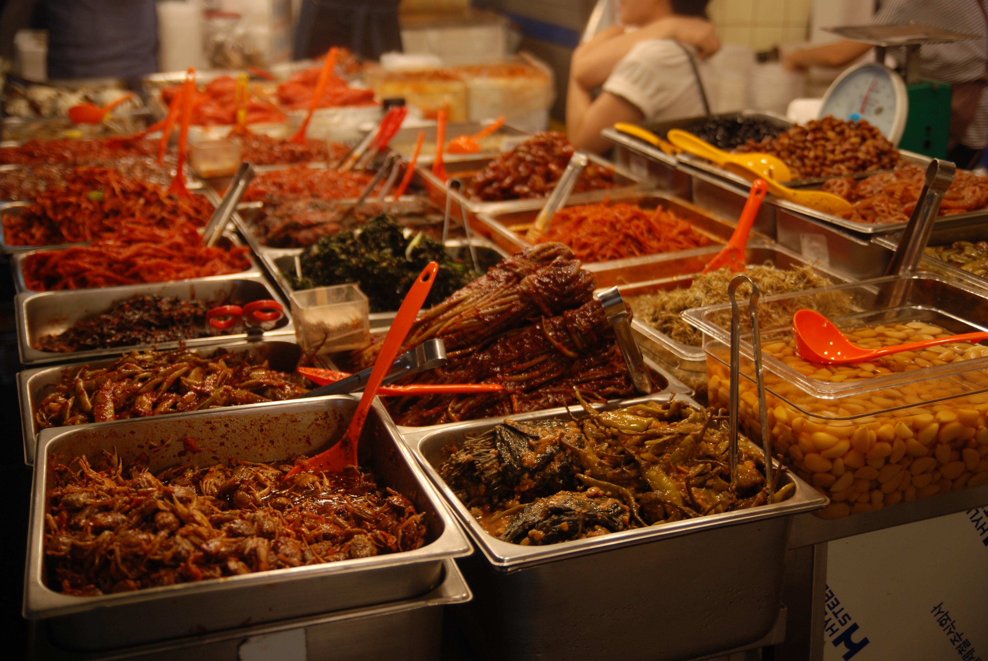 韩国紫菜包饭年糕,韩国美食一条街紫菜饭