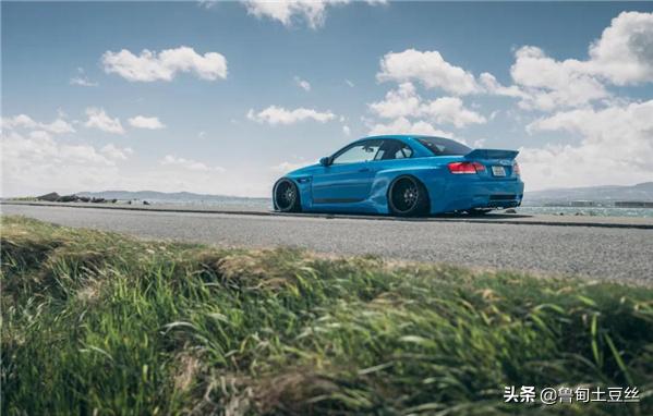 「毂锐驰」一台融入了JDM元素的宝马E93335i