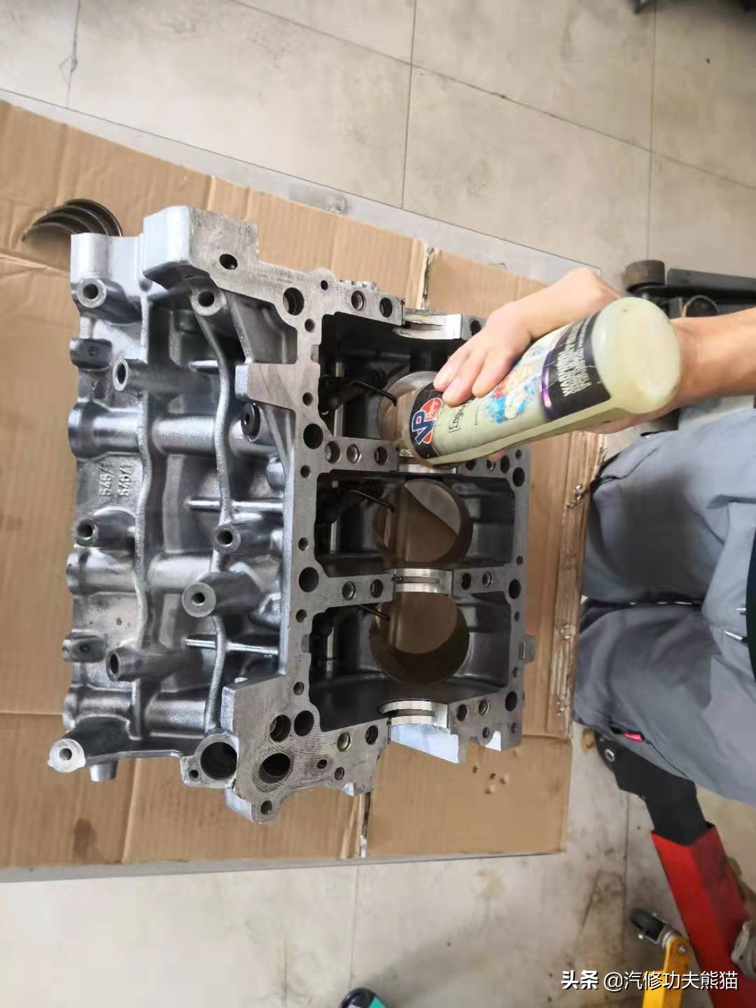 16万km的奥迪a62.0t烧不烧机油,13款2.0t奥迪a6l烧机油