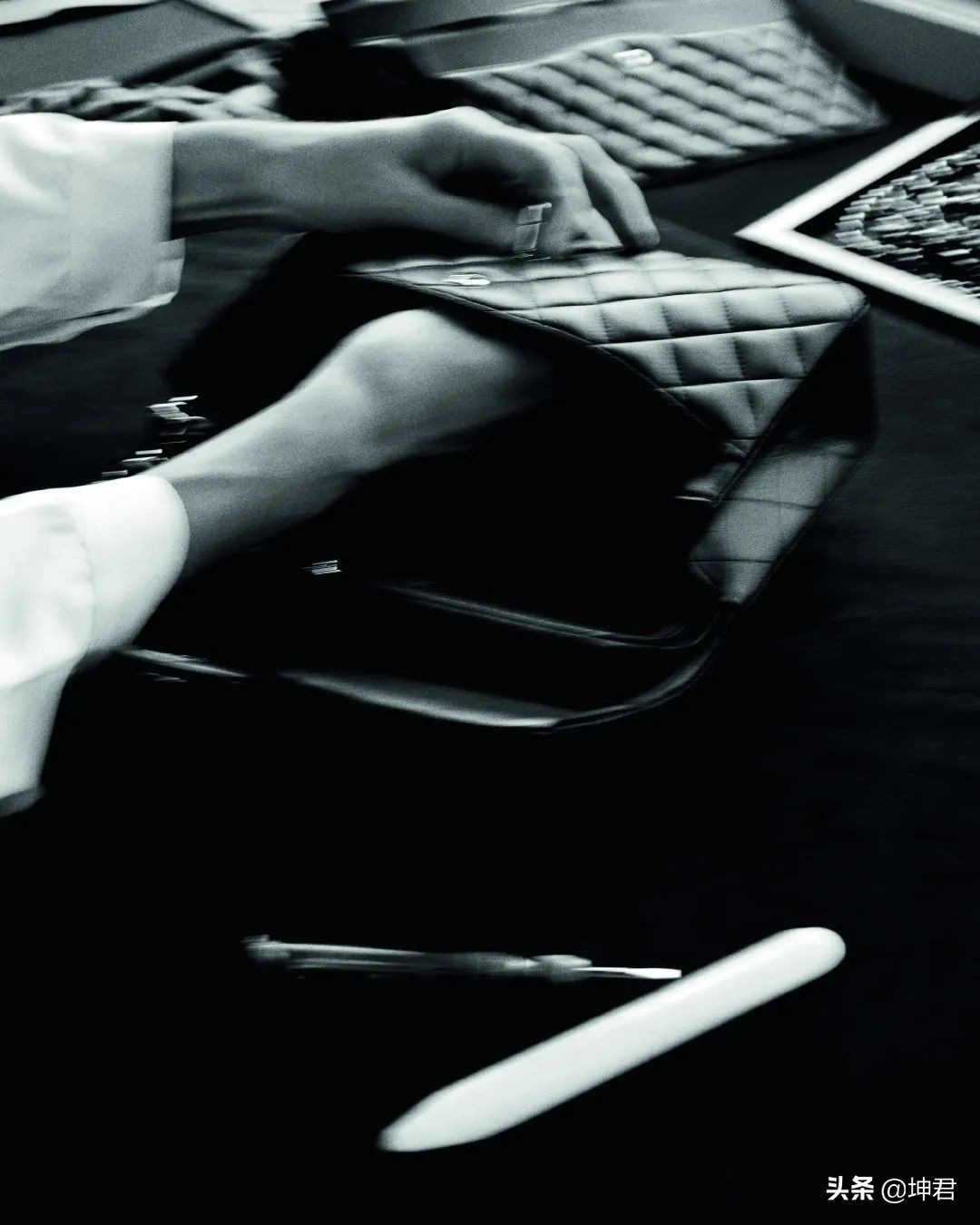 chanel香奈儿新款22bag,chanel香奈儿双c大logo大号机场包