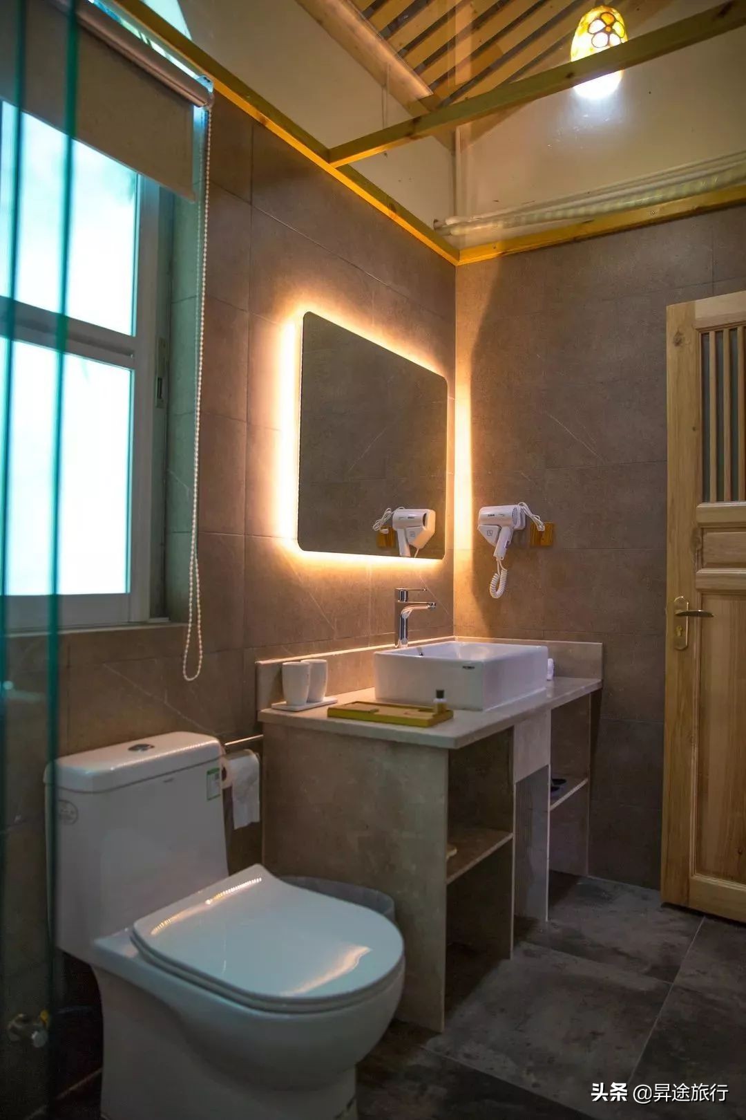 珠海长隆水上乐园刺激儿童也能玩,珠海长隆水上乐园空中旋转