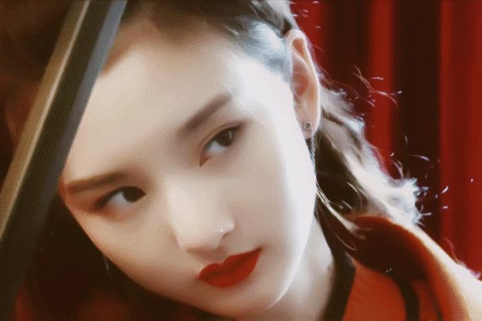 杨超越鞠婧祎照片,鞠婧祎和杨超越照片