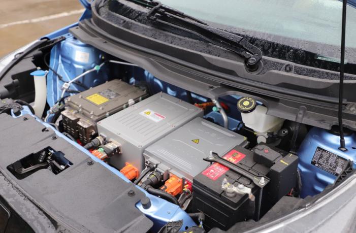 车虽小五脏俱全,江铃易至ev3的320里程真实续航实测