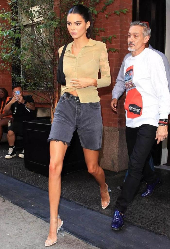 腿粗胯大女生适合什么裙子,胯宽大粗腿穿什么裤子好看