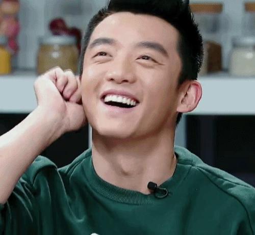 小猎豹郑恺躲避大黑球,郑恺被称为小猎豹的原因