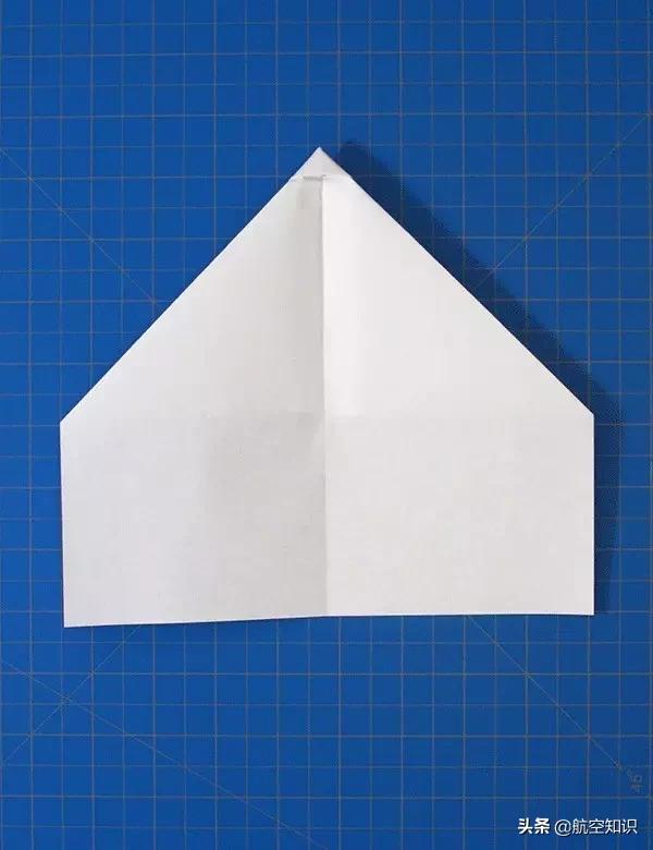 我要折纸飞机怎么折飞得又远又高,6-9岁儿童折纸飞机最简单