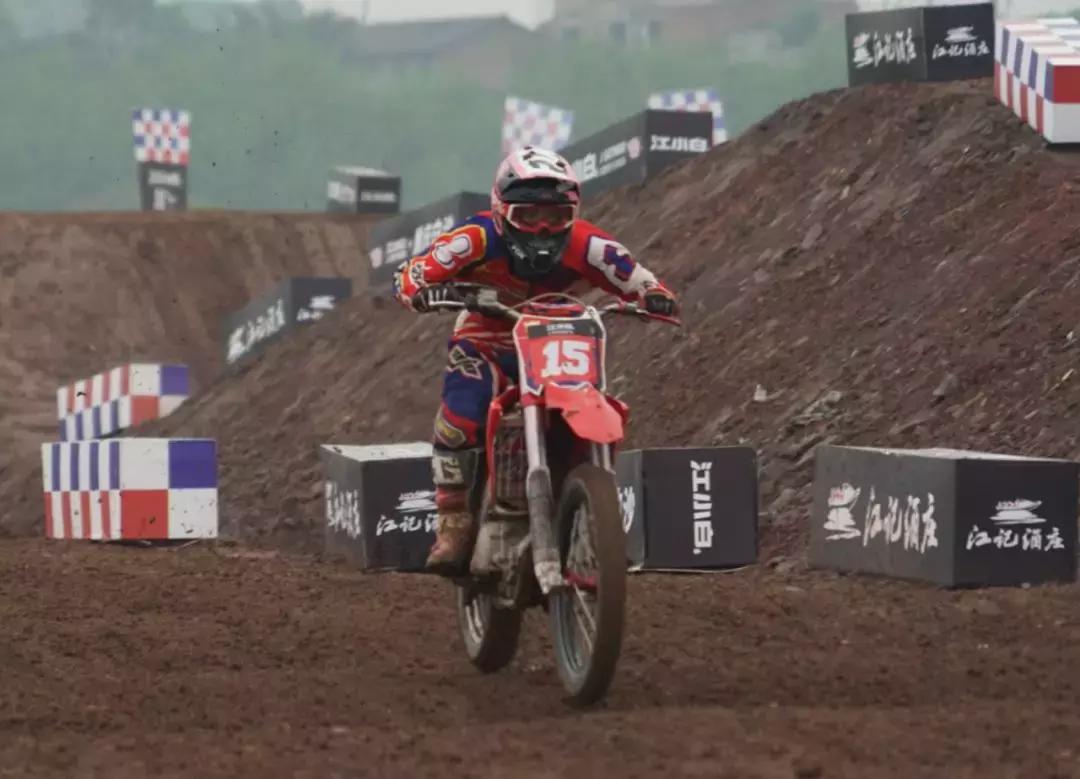 中国顶级越野摩托赛事,场面堪比kpl