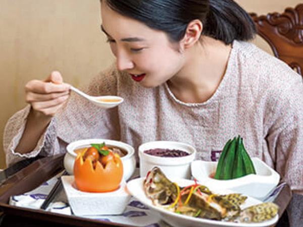 月子里饿了不吃会落下病根儿吗,坐月子吃什么比较好恢复