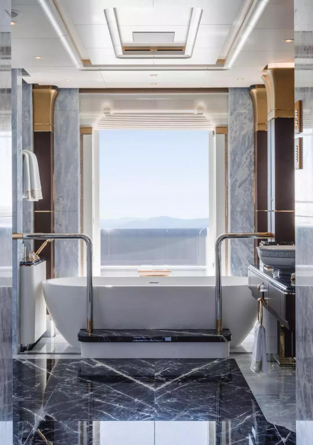 最豪华游艇别墅,一艘超级游艇多少钱