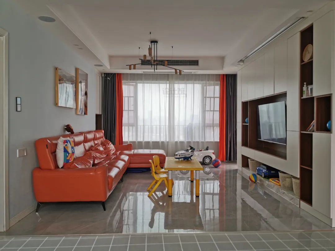 顶楼跟顶楼到底买哪个好,房子买顶楼有哪些缺点和优点