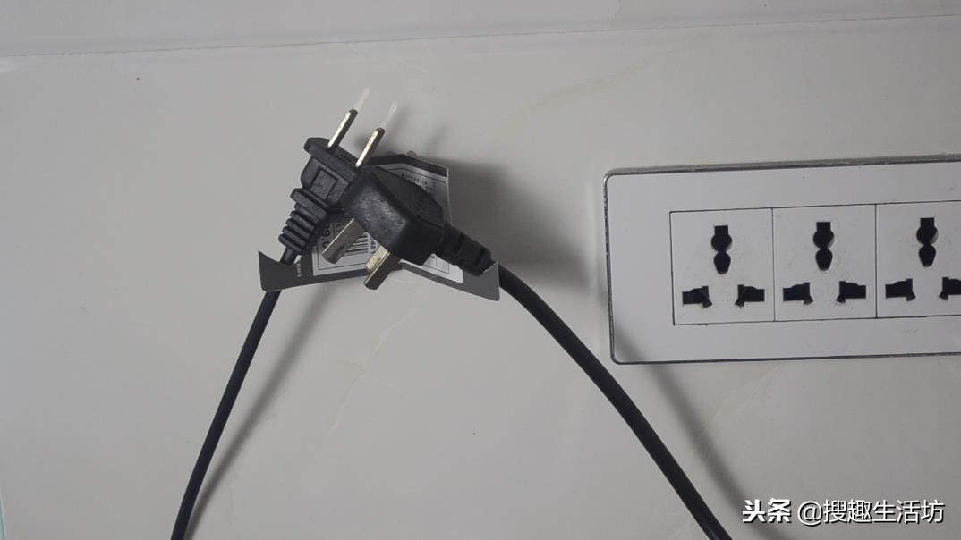 衣服上的吊牌别扔,衣服吊牌不要扔有什么小妙招