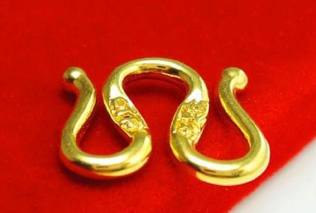 黄金手链挂扣坏了怎么办,黄金手链戴松了怎么处理