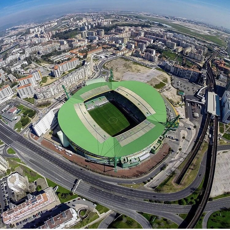 c罗传奇的足球生涯,c罗里斯本竞技从u16跳到一线