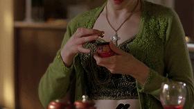 100元网购「俄罗斯新娘」？这顶级女神片看酸了