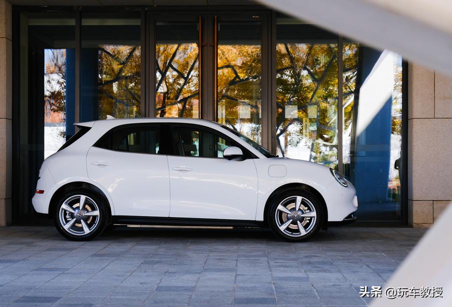 10万左右性价比高的车欧拉新车,2023款欧拉好猫尊荣型落地价