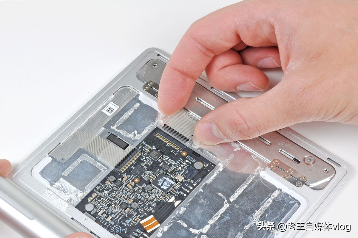 自己买零件组装苹果手机详细教程,组装苹果手机最简单方法