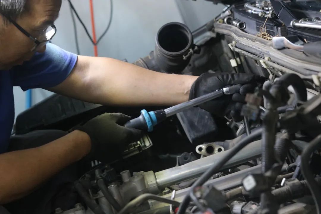 老车翻新修复三菱帕杰罗v97,帕杰罗v97整车整备翻新长视频