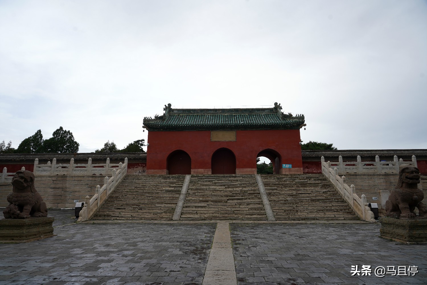 辽宁超低调的小县城，古时被众多皇帝看重，为中国现存唯一镇山庙