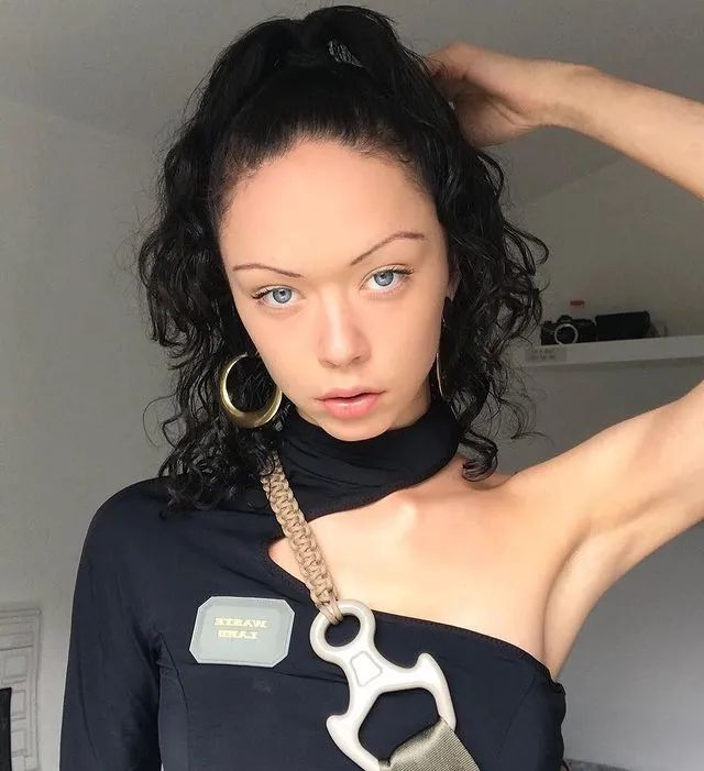 穿jk的女生不容易,穿jk的女孩是不是很难追