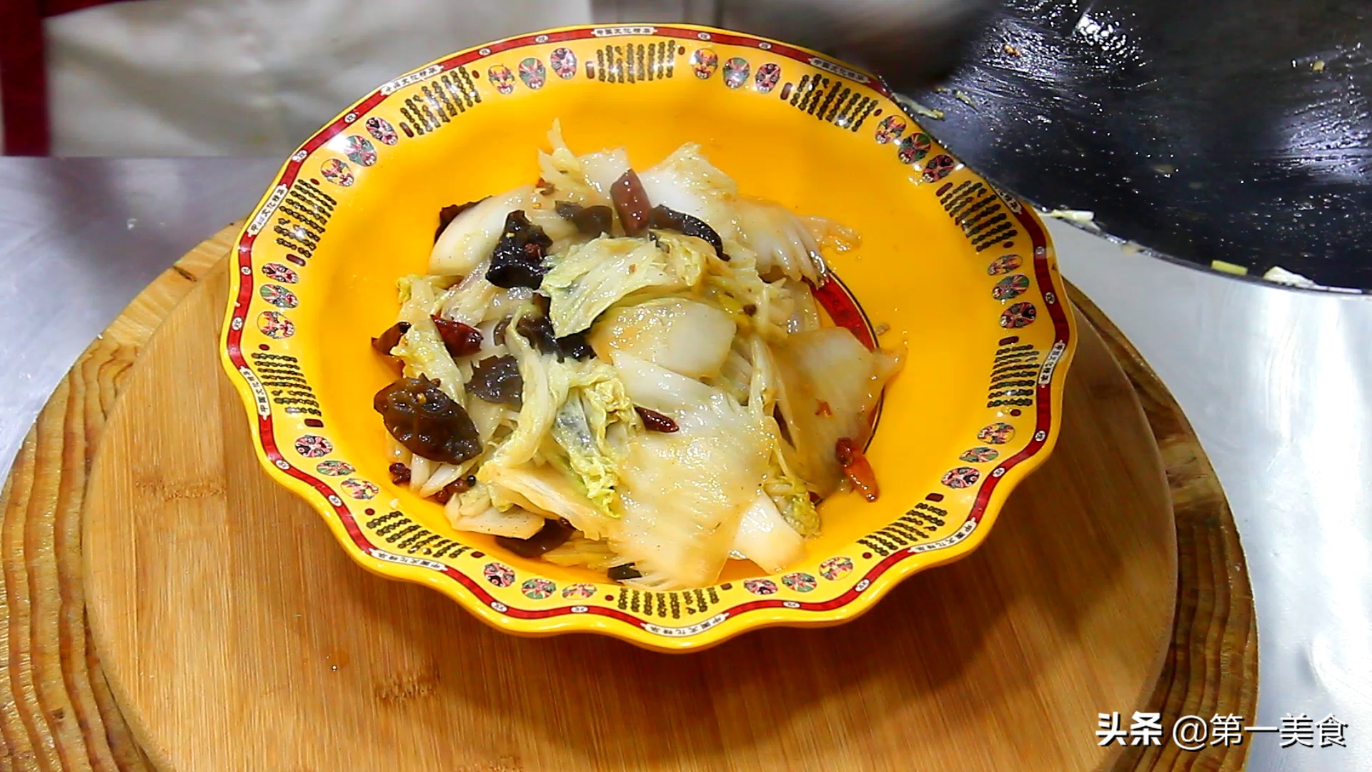 厨师教你水煮肉片的正宗做法,这才是水煮肉片的正确做法