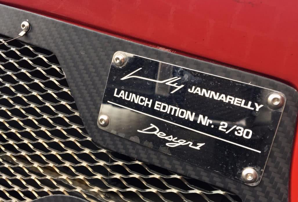 迪拜超级跑车和豪华车,迪拜的最强跑车第一名需要多少钱