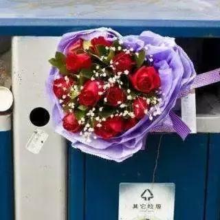 情人节收到的花别扔,情人节花别丢