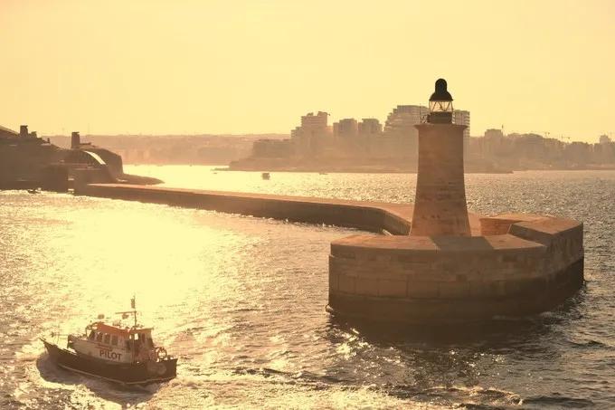 马耳他地中海迷人蓝色海水,地中海明珠马耳他视频