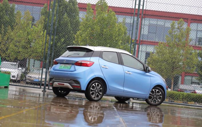 车虽小五脏俱全,江铃易至ev3的320里程真实续航实测