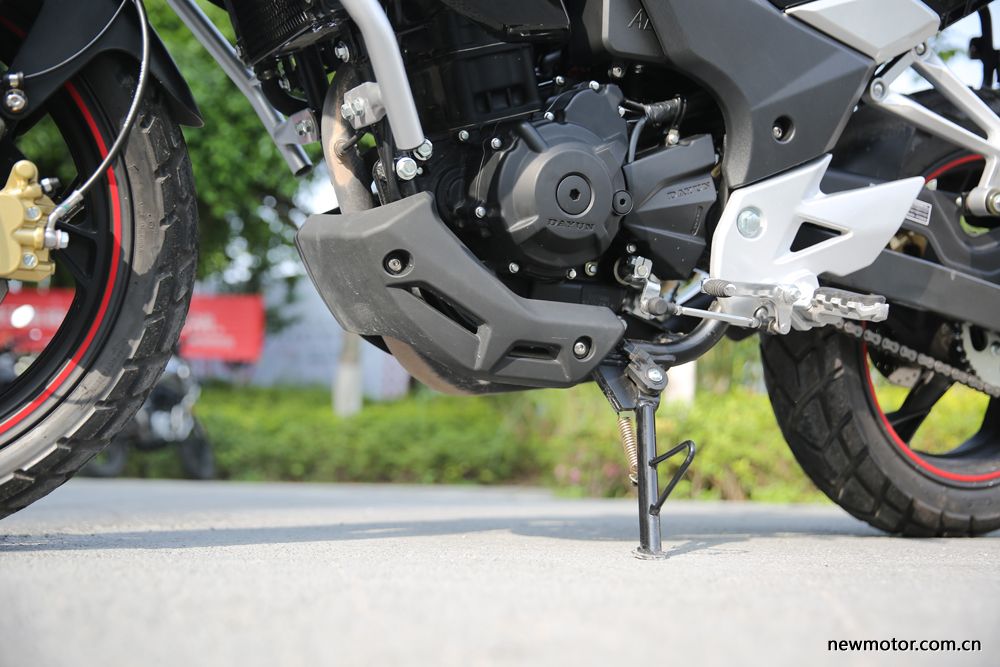 大运300拉力车发动机是不是本田的,大运300拉力车直播