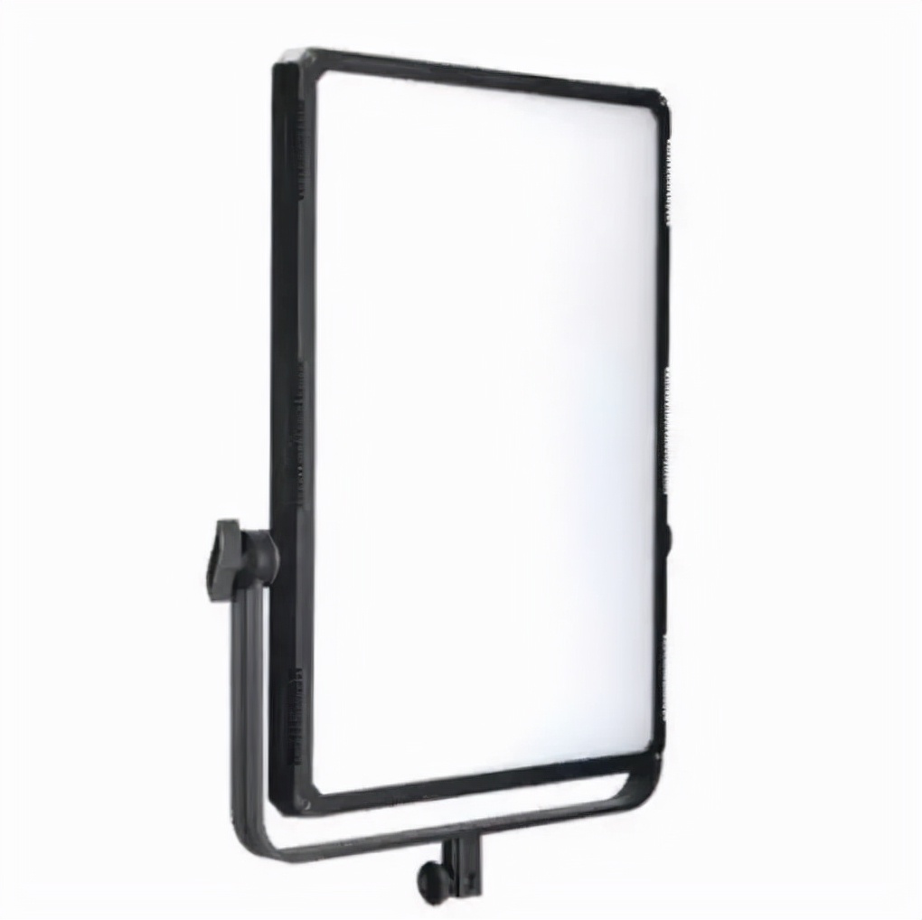 国产灯光厂家成功打入欧美市场，南光的经验值得大家借鉴