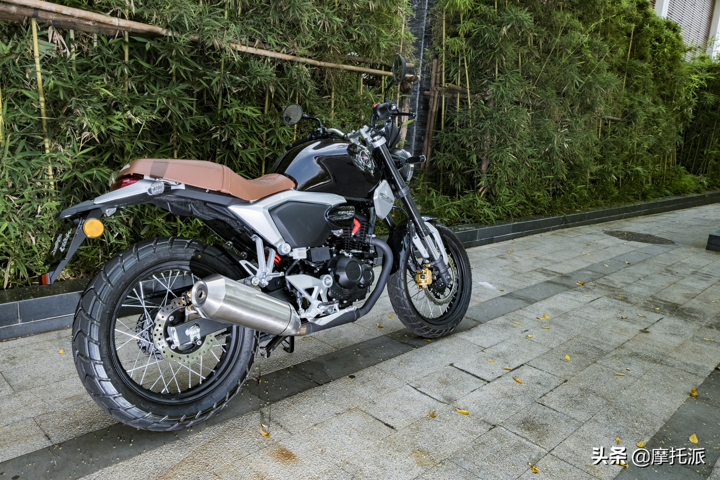 五羊本田鸷道190ss深度测评,新大洲本田cbf190tr和鸷道190