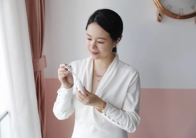 很火的韩国护肤品,全网最火补水护肤品