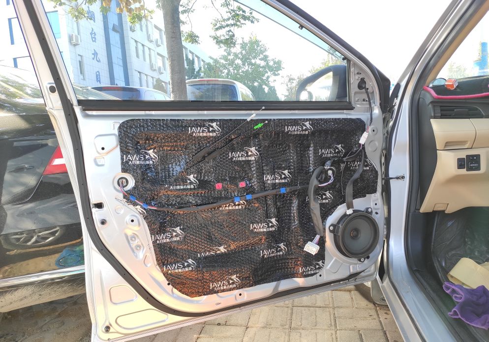 丰田威驰全车隔音多少钱,威驰四门隔音教程