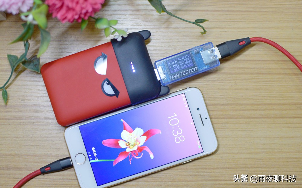 双输出、性能澎湃、魔力十足：爱国者小魔兽MS100移动电源